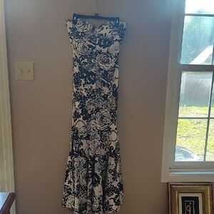 Xscape By Joanna Chen Black White Size 12 Maxi Dress